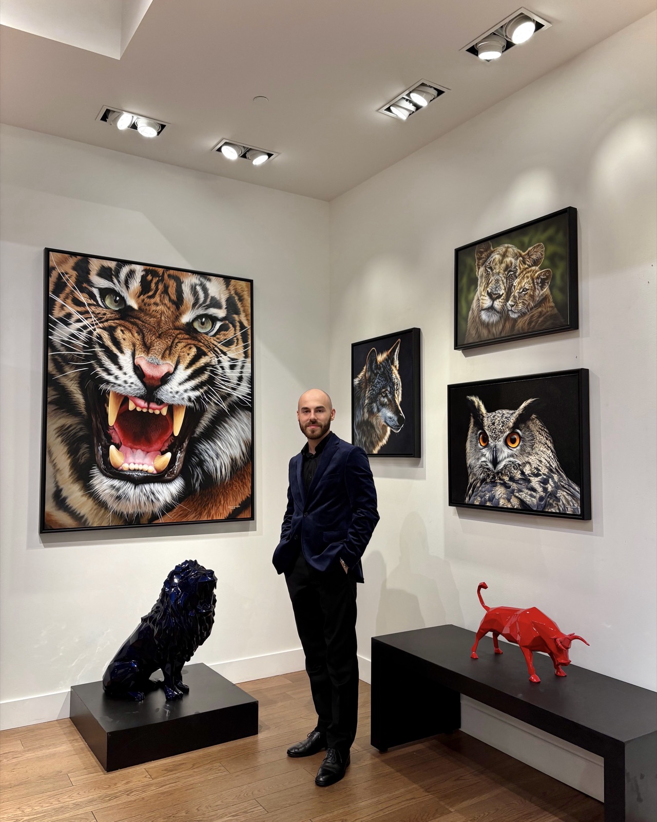 Art Space & Design exhibition featuring Marco Grasso wildlife paintings in Canada